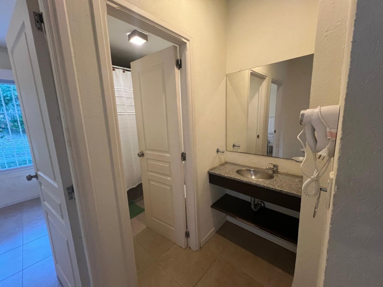 VENTA DE DEPARTAMENTO- Azopardo 29, a poco metros del mar. Valeria del Mar.