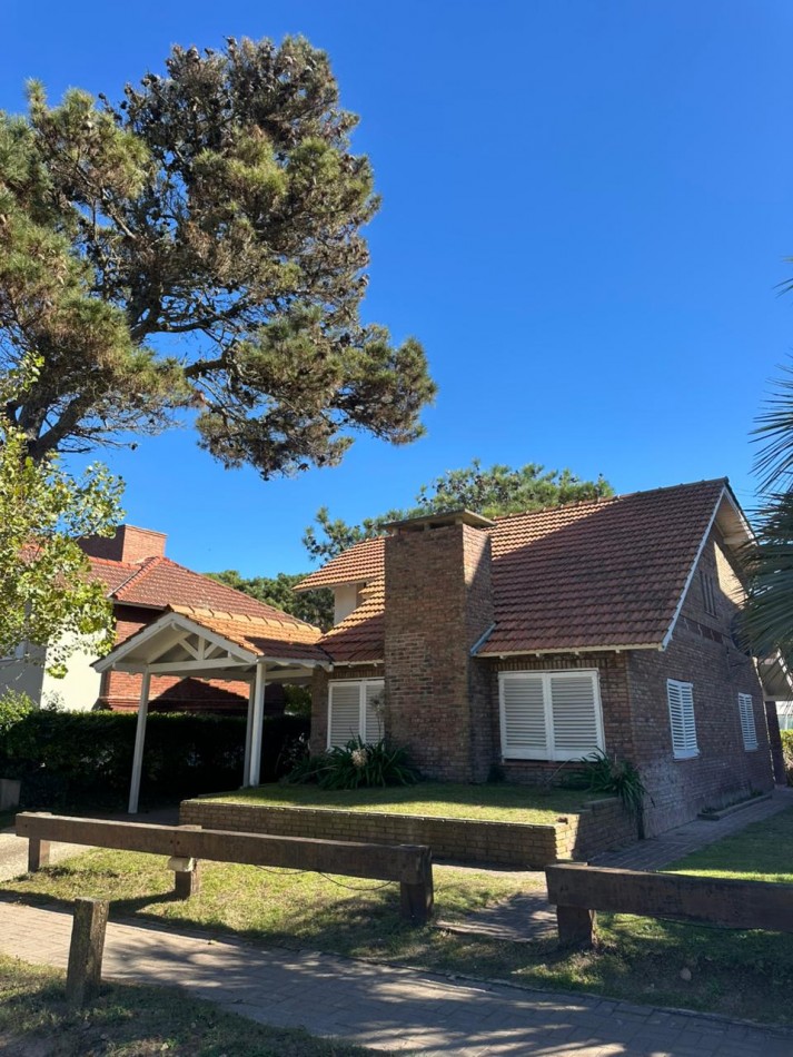 Casa en alquiler en Valeria del Mar - Excelente ubicacion cerca del mar y Carilo