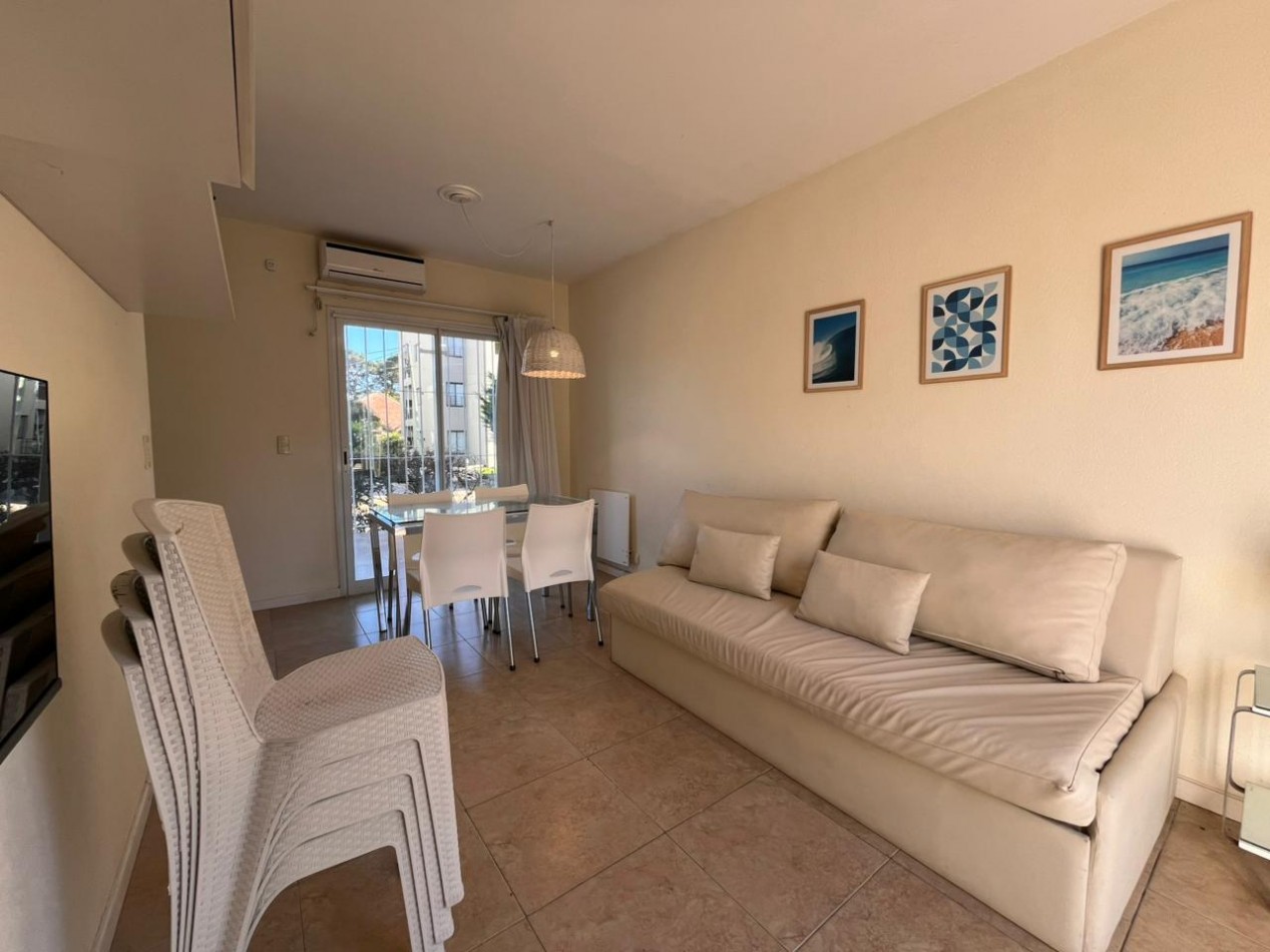 VENTA DE DEPARTAMENTO- Azopardo 29, a poco metros del mar. Valeria del Mar.