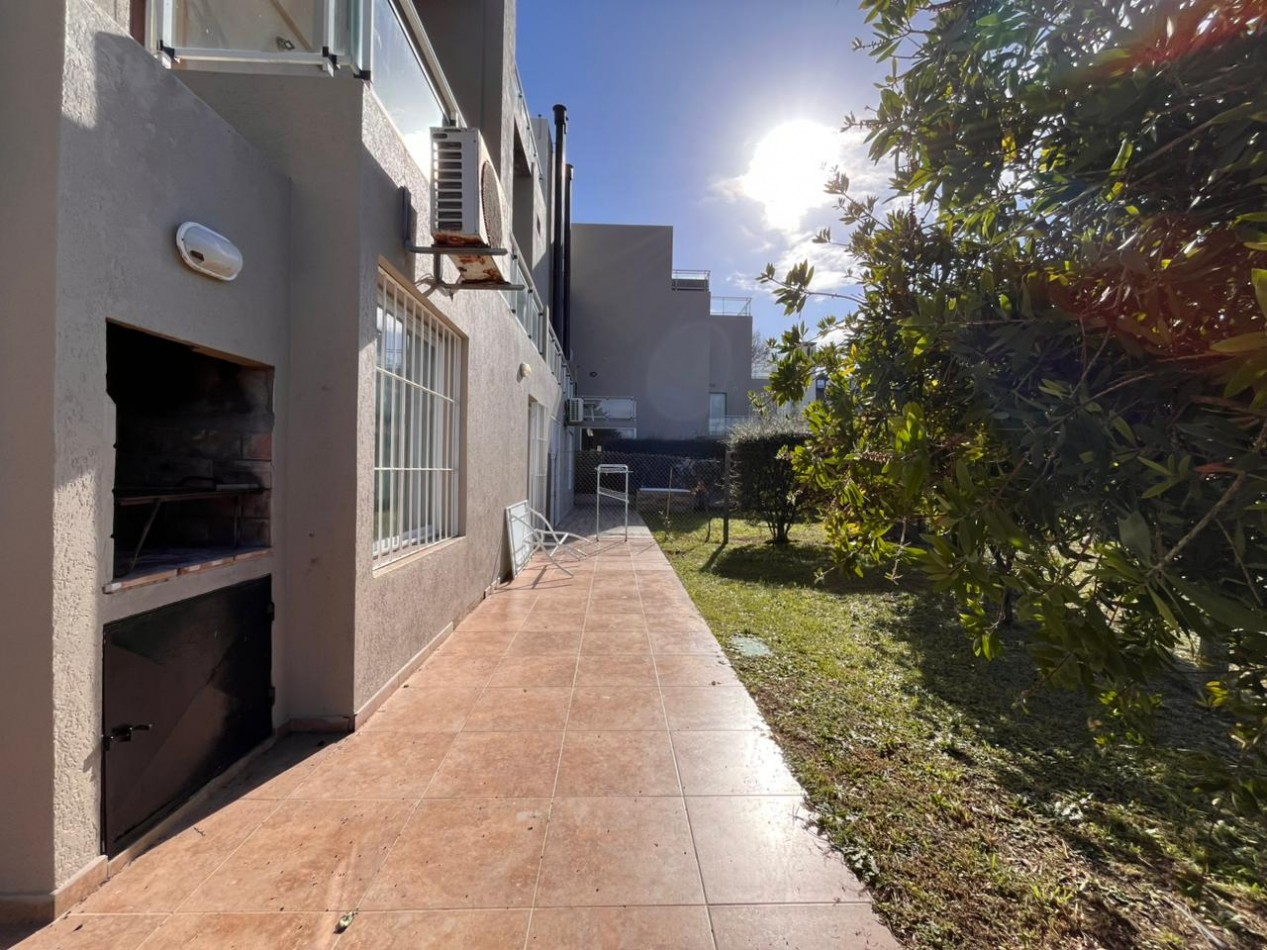 VENTA DE DEPARTAMENTO- Azopardo 29, a poco metros del mar. Valeria del Mar.