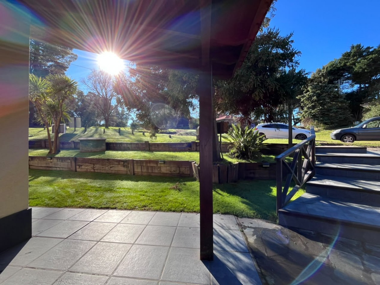 Venta de Casa 5 ambientes en Pinamar Zona B5 cerca del mar y centro comercial (cuenta c/Gas Natural )
