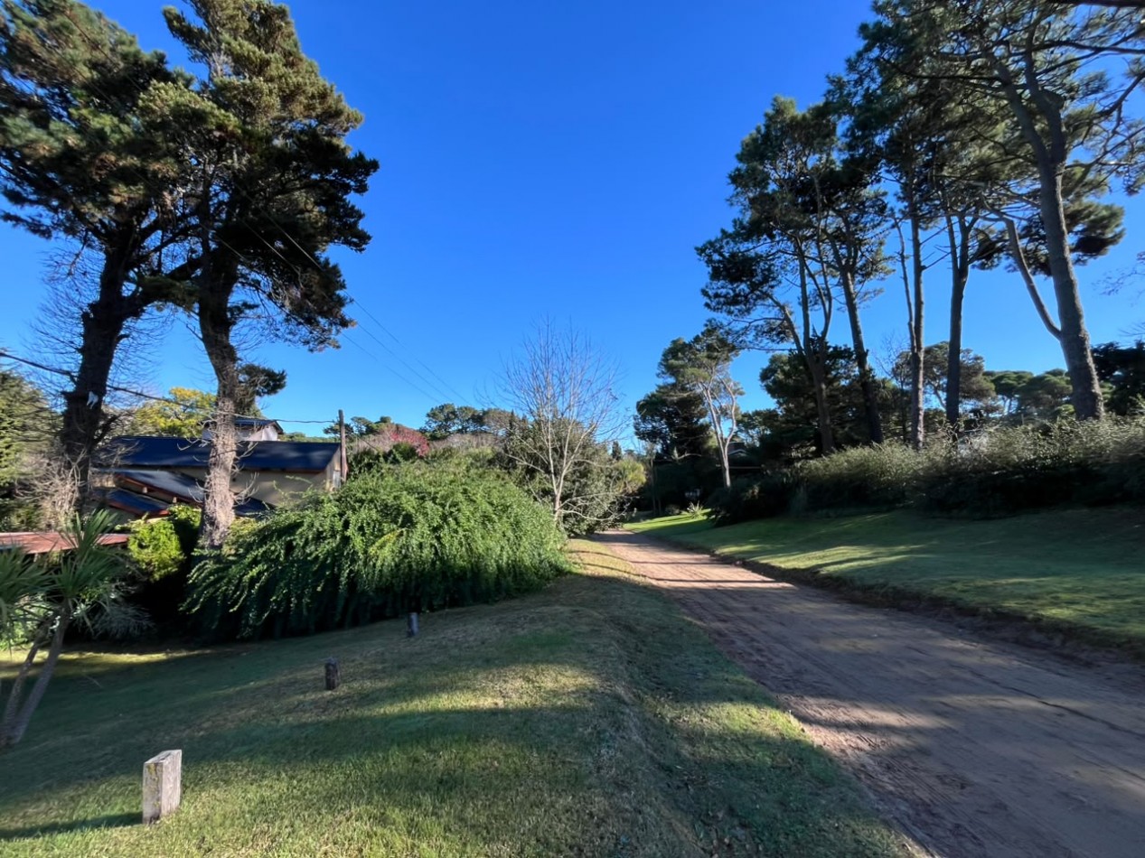 Venta de Casa 5 ambientes en Pinamar Zona B5 cerca del mar y centro comercial (cuenta c/Gas Natural )