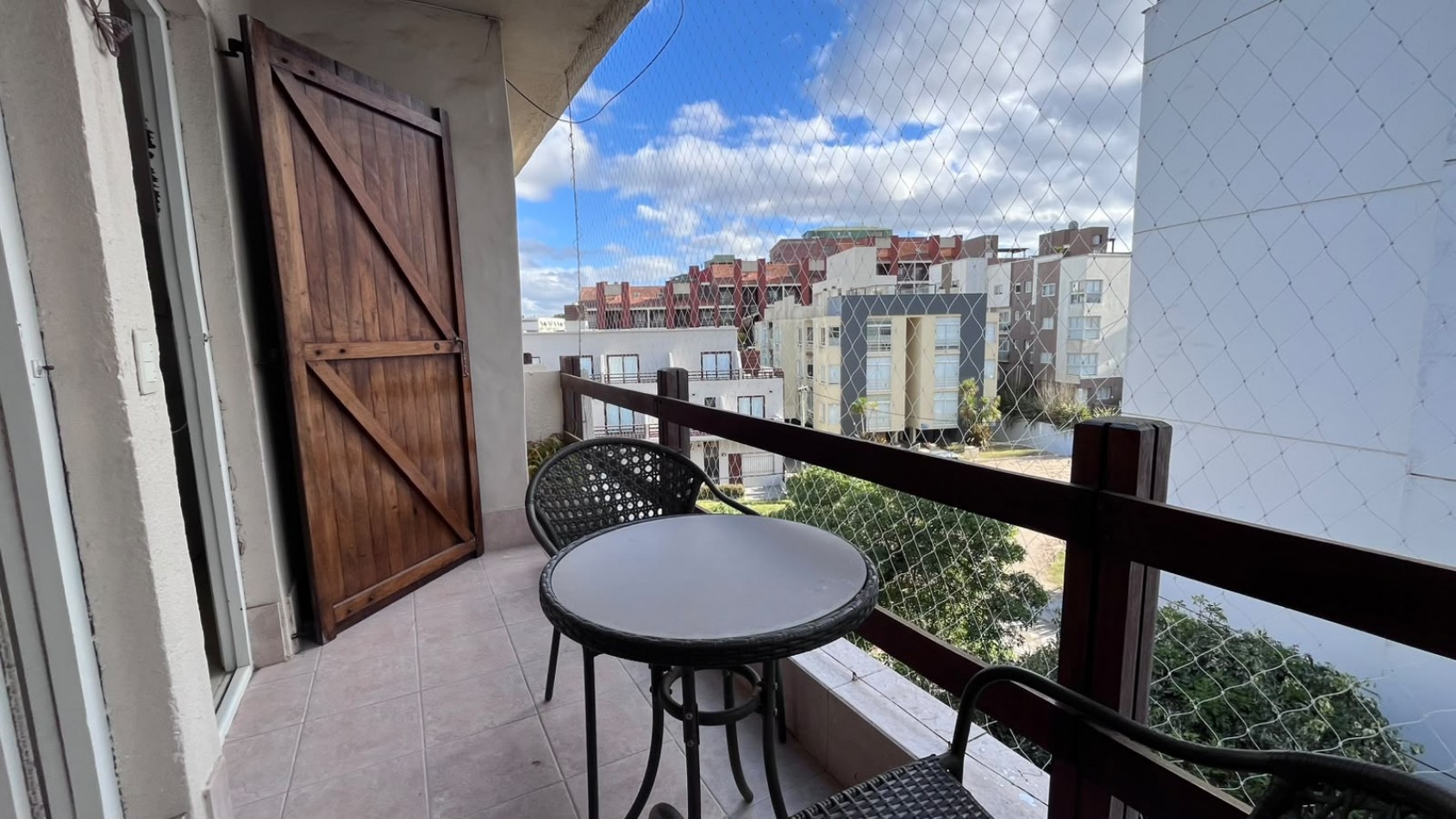 Hermoso departamento con VISTA AL MAR, 3 ambientes c/estacionamiento, Zona Muelle (GAS NATURAL)