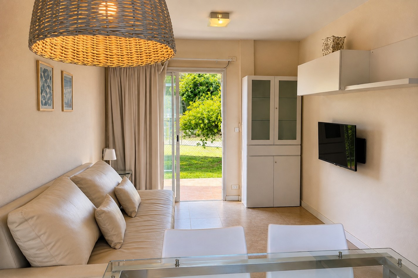 VENTA DE DEPARTAMENTO- Azopardo 29, a poco metros del mar. Valeria del Mar.