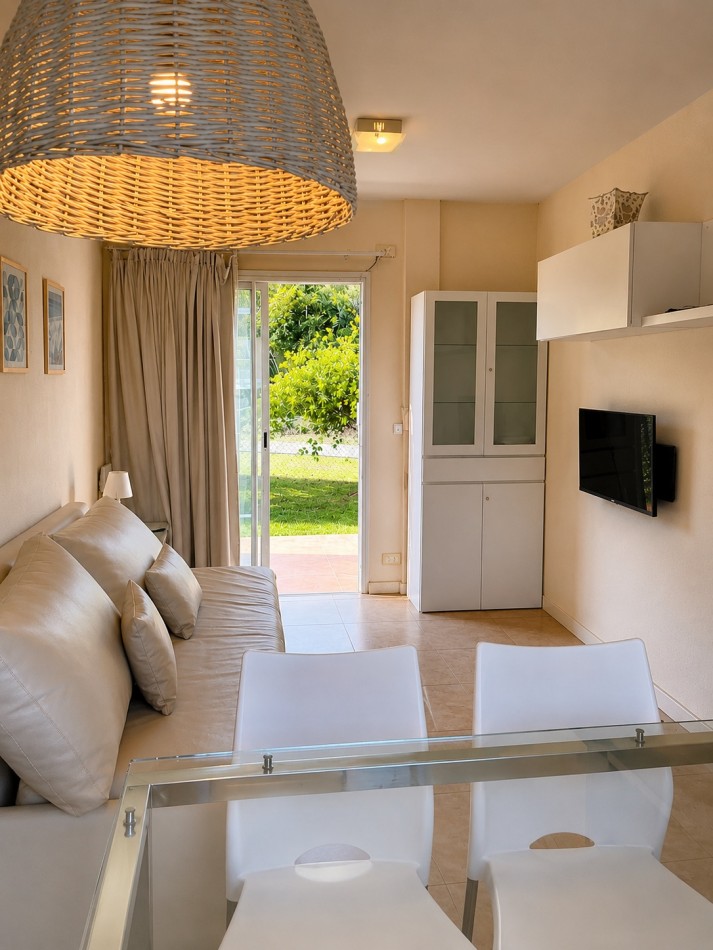 VENTA DE DEPARTAMENTO- Azopardo 29, a poco metros del mar. Valeria del Mar.