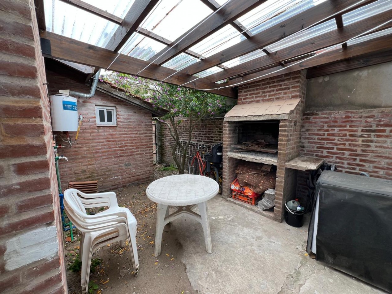 Venta de Casa mas Departamento en Ostende-Pinamar