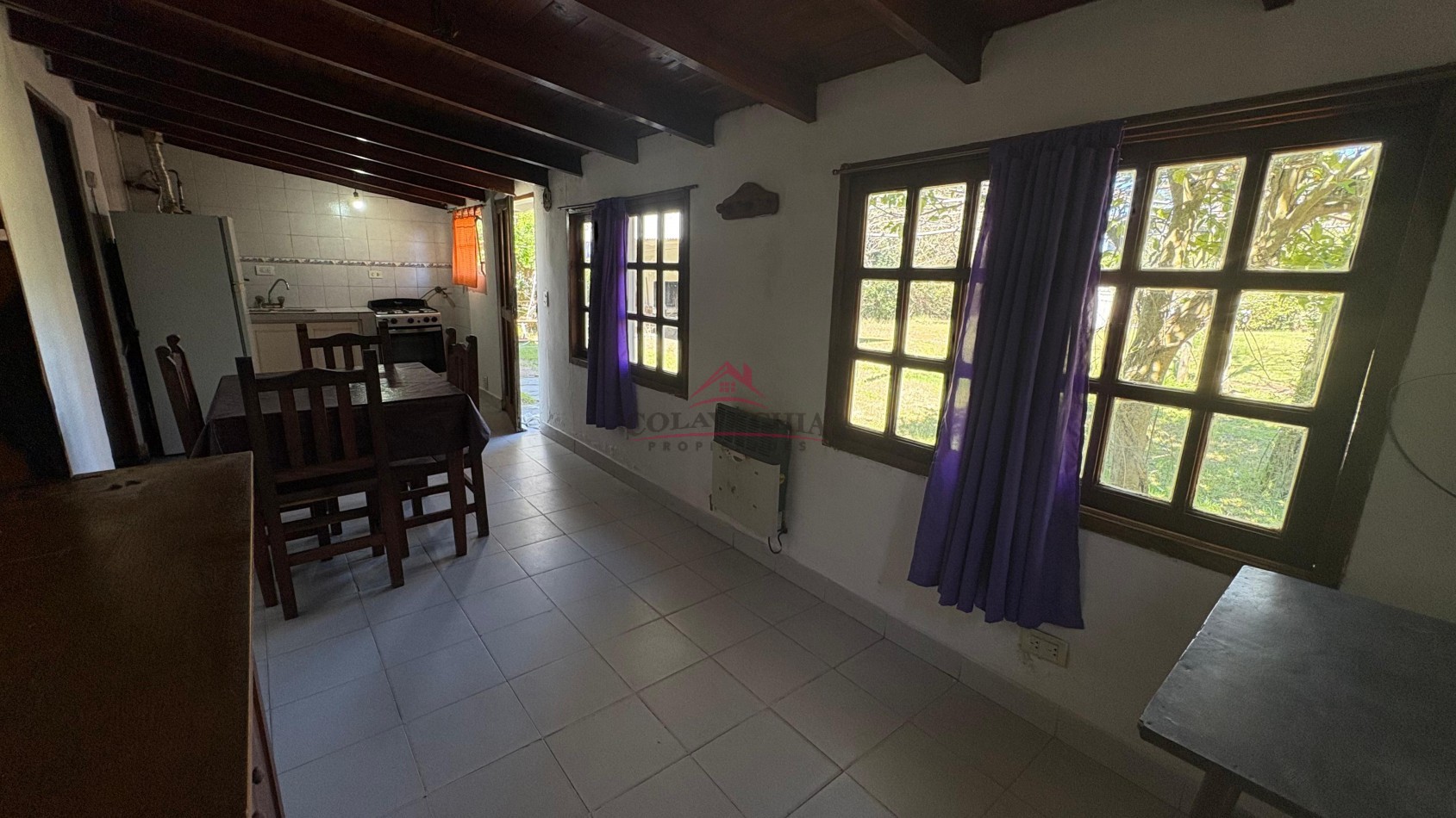 Venta Casa + Departamento.