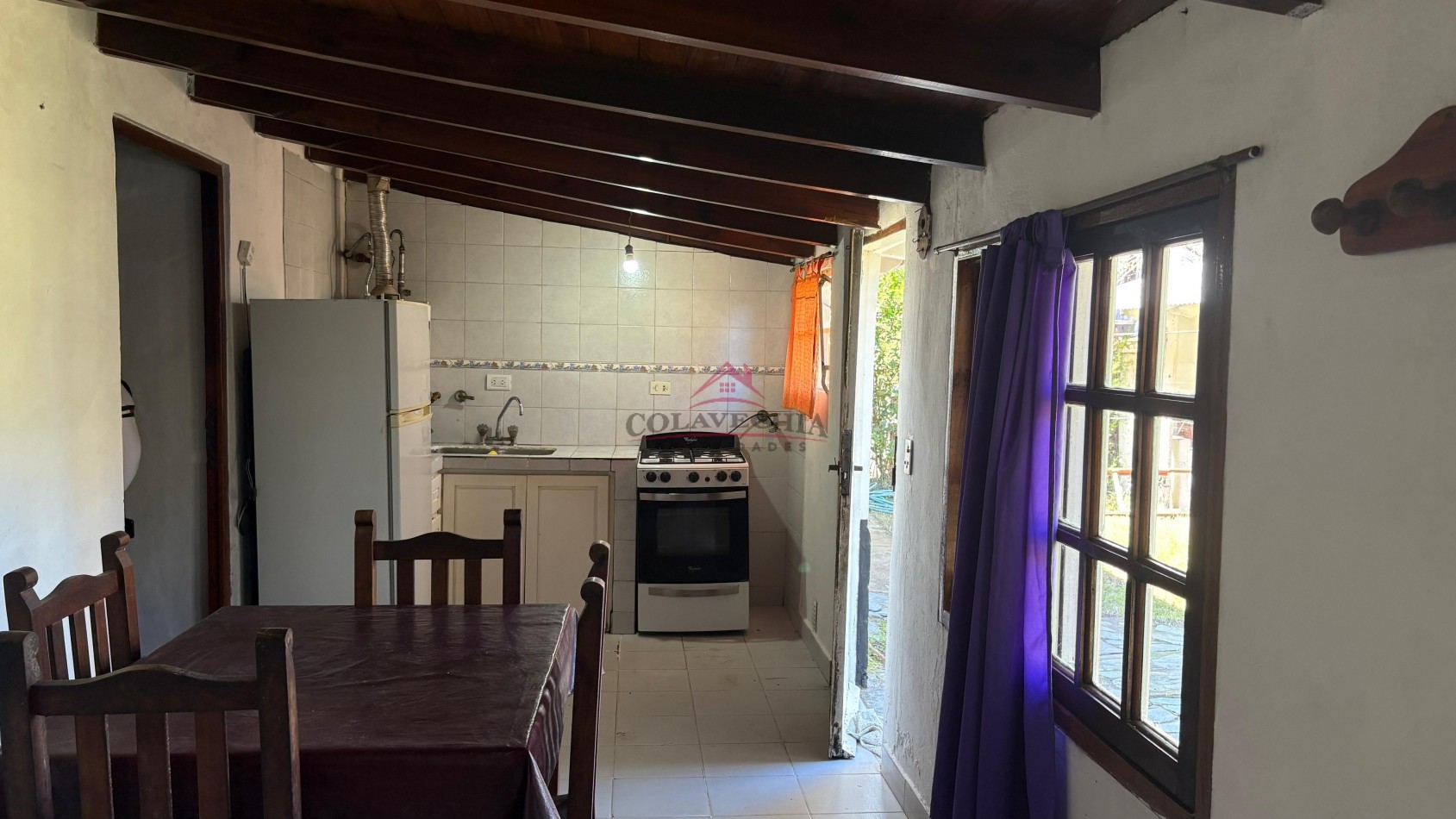 Venta Casa + Departamento.